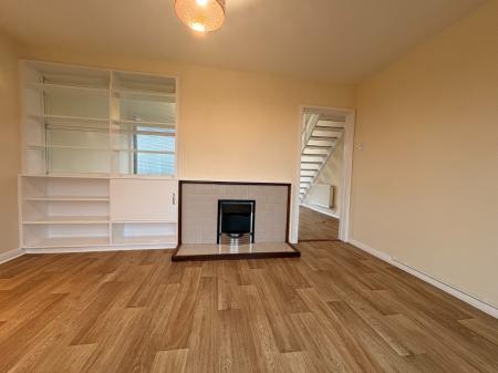 3 bedroom Semi-detached house to let in Glenthorne Road, Hereford, HR4