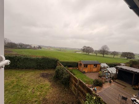 3 bedroom Semi-detached house to let in Glenthorne Road, Hereford, HR4