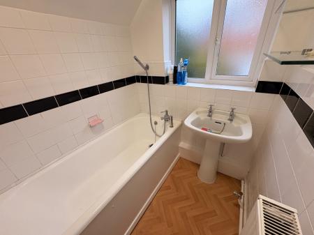 3 bedroom Semi-detached house to let in Glenthorne Road, Hereford, HR4