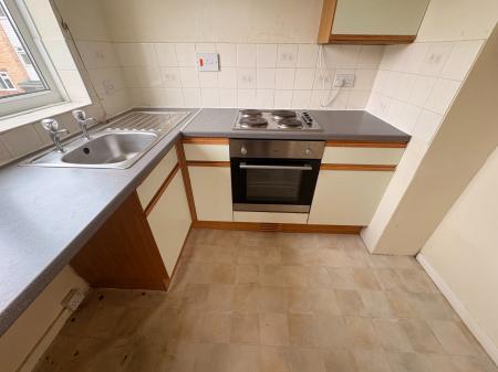 1 bedroom Flat to let in Nicholson Court, Bobblestock, Hereford, HR4