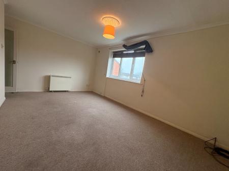 1 bedroom Flat to let in Nicholson Court, Bobblestock, Hereford, HR4