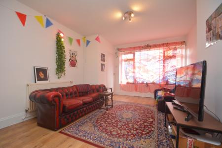 2 bedroom Semi-detached house for sale in Poole Close, Hereford, HR2