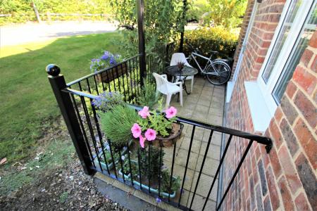 1 bedroom Flat for sale in Aspen Court, Freer Crescent, High Wycombe, HP13