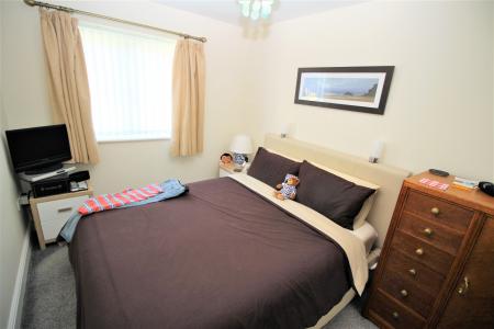1 bedroom Flat for sale in Aspen Court, Freer Crescent, High Wycombe, HP13