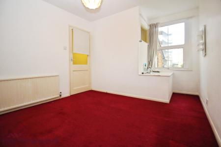 2 bedroom Terraced House for sale in Castle Place, Town Center, High Wycombe, HP13