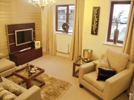4 bedroom Town house to let in John North Close, Marlow Hill, High Wycombe, HP11