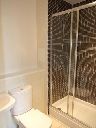 2 bedroom Flat to let in Wrights Meadow Way, High Wycombe, HP11