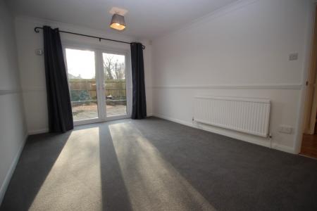 2 bedroom End of terrace house to let in Denewood, High Wycombe, HP13