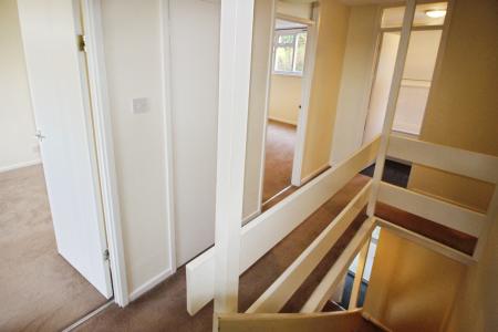 4 bedroom Town house for sale in Hunters Hill, High Wycombe, HP13