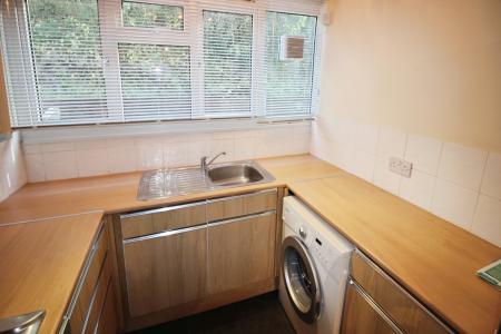 4 bedroom Town house for sale in Hunters Hill, High Wycombe, HP13