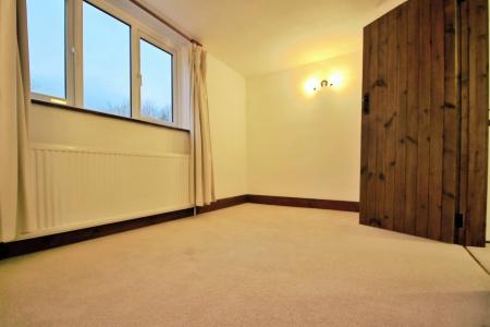 3 bedroom Terraced House for sale in High Street, Great Missenden, High Wycombe, HP16
