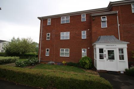 2 bedroom Flat to let in Guillemot Way, Aylesbury, HP19
