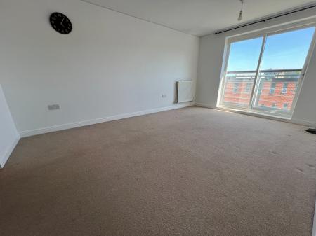 2 bedroom Flat for sale in COMPAIR CRESCENT IPSWICH