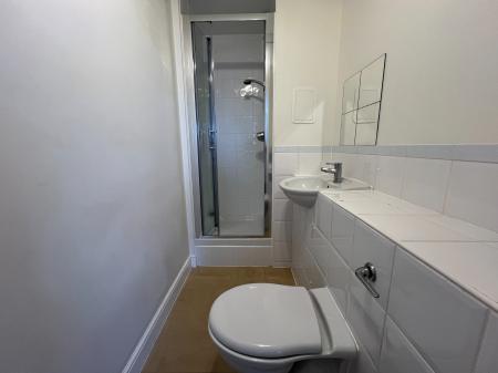 2 bedroom Flat for sale in COMPAIR CRESCENT IPSWICH