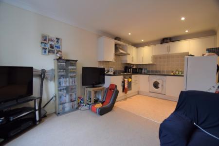 2 bedroom Flat for sale in Sproughton Road, Ipswich, IP1