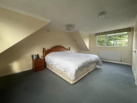 4 bedroom Detached house for sale in The Strand, Wherstead IP2 8NL