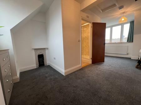 1 bedroom House share to let in Holland Road Felixstowe