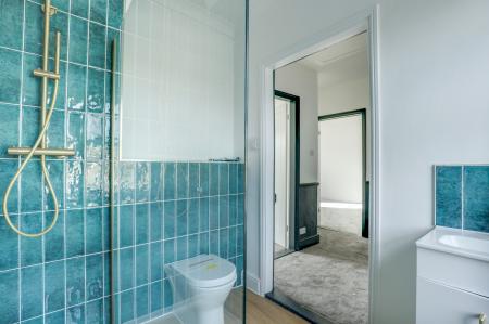 5 bedroom Semi-detached house to let in Finborough Road, Stowmarket