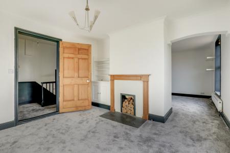 5 bedroom Semi-detached house to let in Finborough Road, Stowmarket