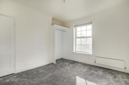 5 bedroom Semi-detached house to let in Finborough Road, Stowmarket