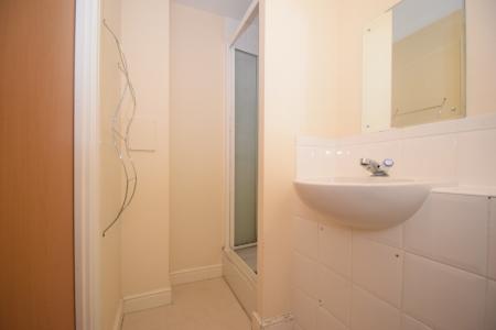 2 bedroom Flat to let in Pownall Road, Ipswich, IP3