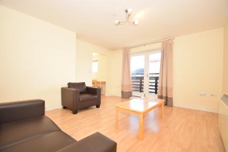 2 bedroom Flat to let in Pownall Road, Ipswich, IP3