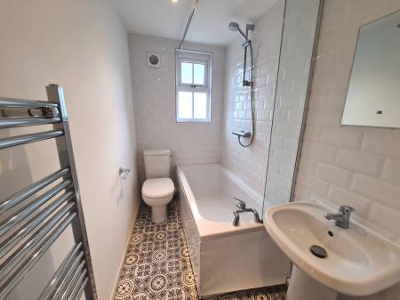 4 bedroom Terraced House to let in Main Road, Galgate, LA2