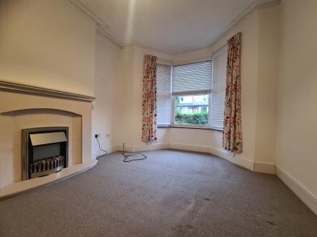 2 bedroom Terraced House to let in Rosebery Avenue, Lancaster, LA1