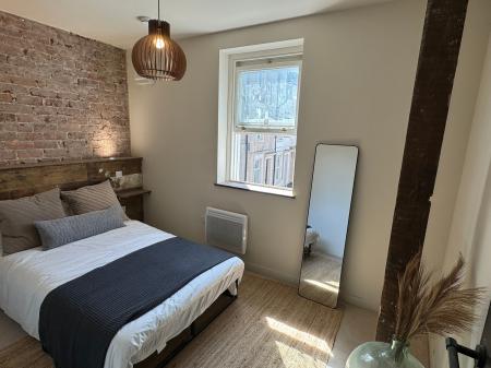 2 bedroom Apartment to let in Back Crescent Street, Morecambe, LA4