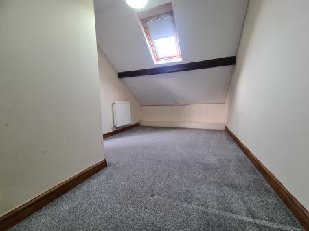 4 bedroom Detached house to let in Lawnswood Avenue, Lancaster, LA1