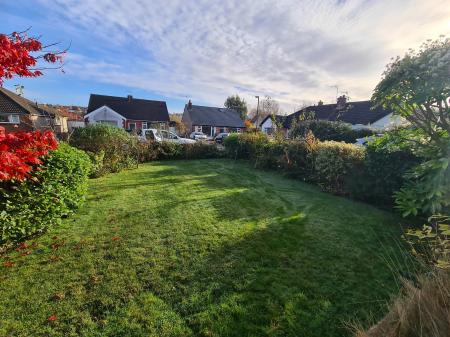 4 bedroom Detached house to let in Lawnswood Avenue, Lancaster, LA1
