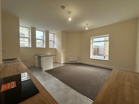 2 bedroom Flat to let in Poulton Road, Morecambe, LA4