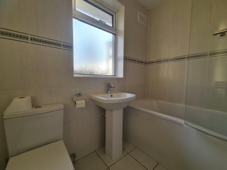 2 bedroom Apartment to let in St Christophers Way, Bare, Morecambe, LA4