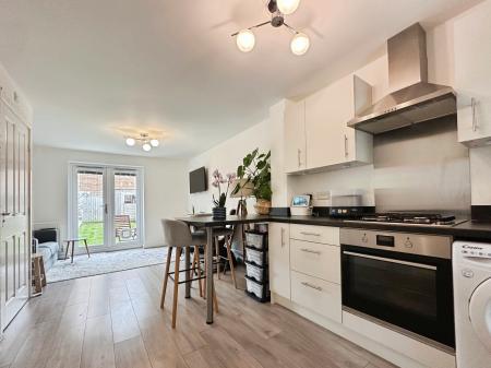 2 bedroom Mews house to let in Abram Close, Lancaster, LA1