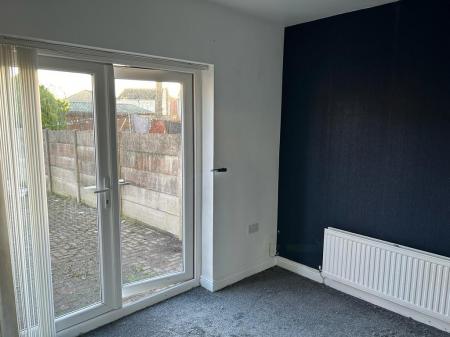 3 bedroom Semi-detached house to let in Clare Road, Lancaster, LA1