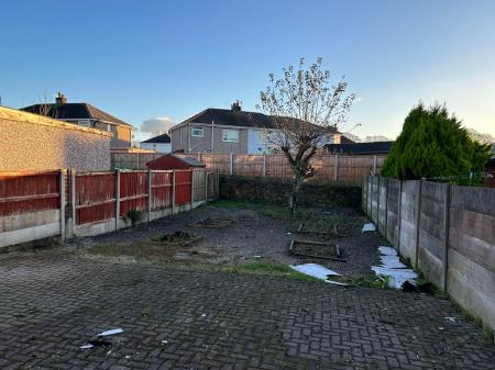 3 bedroom Semi-detached house to let in Clare Road, Lancaster, LA1
