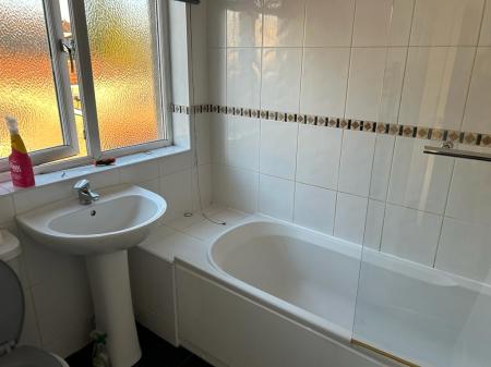 3 bedroom Semi-detached house to let in Clare Road, Lancaster, LA1