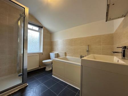 2 bedroom Terraced House to let in Garnet Street, Lancaster, LA1