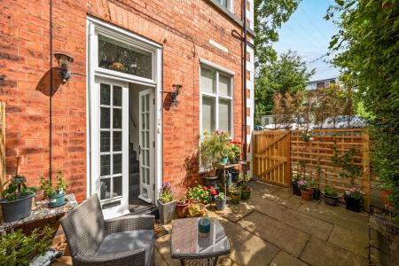 2 bedroom Duplex for sale in Allerton Hall Courtyard, Chapel Allerton, Leeds, LS7