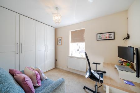 2 bedroom Flat for sale in Charnley Drive, Chapel Allerton, Leeds, LS7