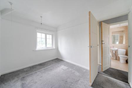 4 bedroom Semi-detached house for sale in Floral Avenue, Chapel Allerton, Leeds, LS7