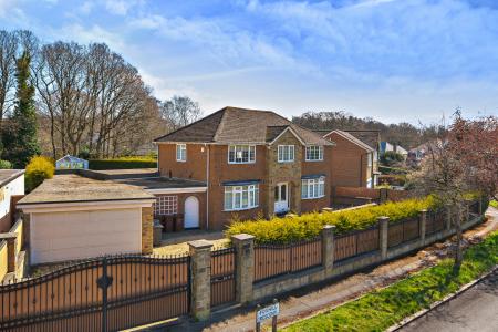 Foxhill Crescent, Weetwood, Leeds, LS16