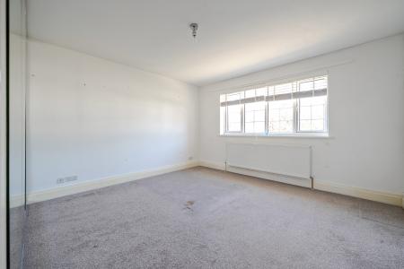 4 bedroom Detached house for sale in Foxhill Crescent, Weetwood, Leeds, LS16