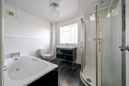 4 bedroom Detached house for sale in Foxhill Crescent, Weetwood, Leeds, LS16