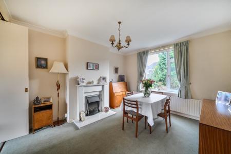 3 bedroom Semi-detached house for sale in Gledhow Grange View, Roundhay, Leeds, LS8