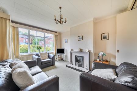 3 bedroom Semi-detached house for sale in Gledhow Grange View, Roundhay, Leeds, LS8