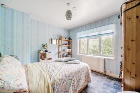 3 bedroom Semi-detached house for sale in Gledhow Park Grove, Chapel Allerton, Leeds, LS7