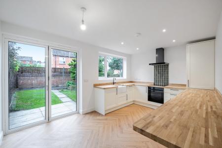 3 bedroom Semi-detached house for sale in Green Close, Meanwood, Leeds, LS6