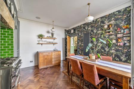 4 bedroom Town house for sale in Harrogate Road, Chapel Allerton, Leeds, LS7