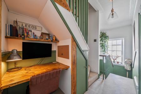 4 bedroom Town house for sale in Harrogate Road, Chapel Allerton, Leeds, LS7